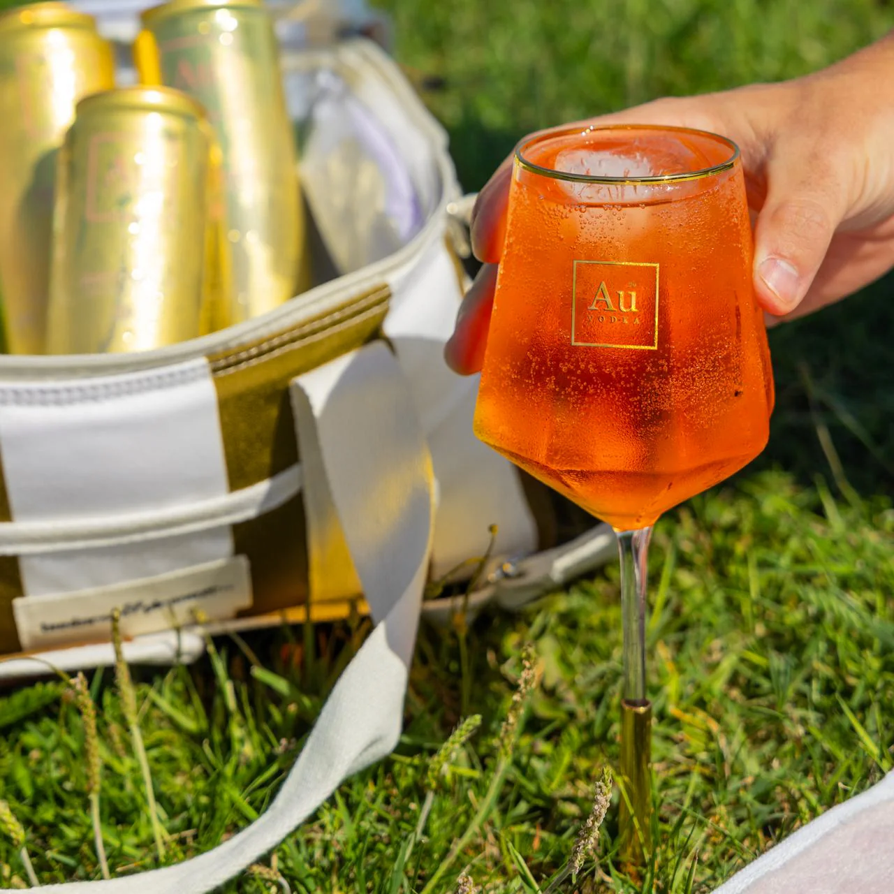Au Picnic Glass - Image 4