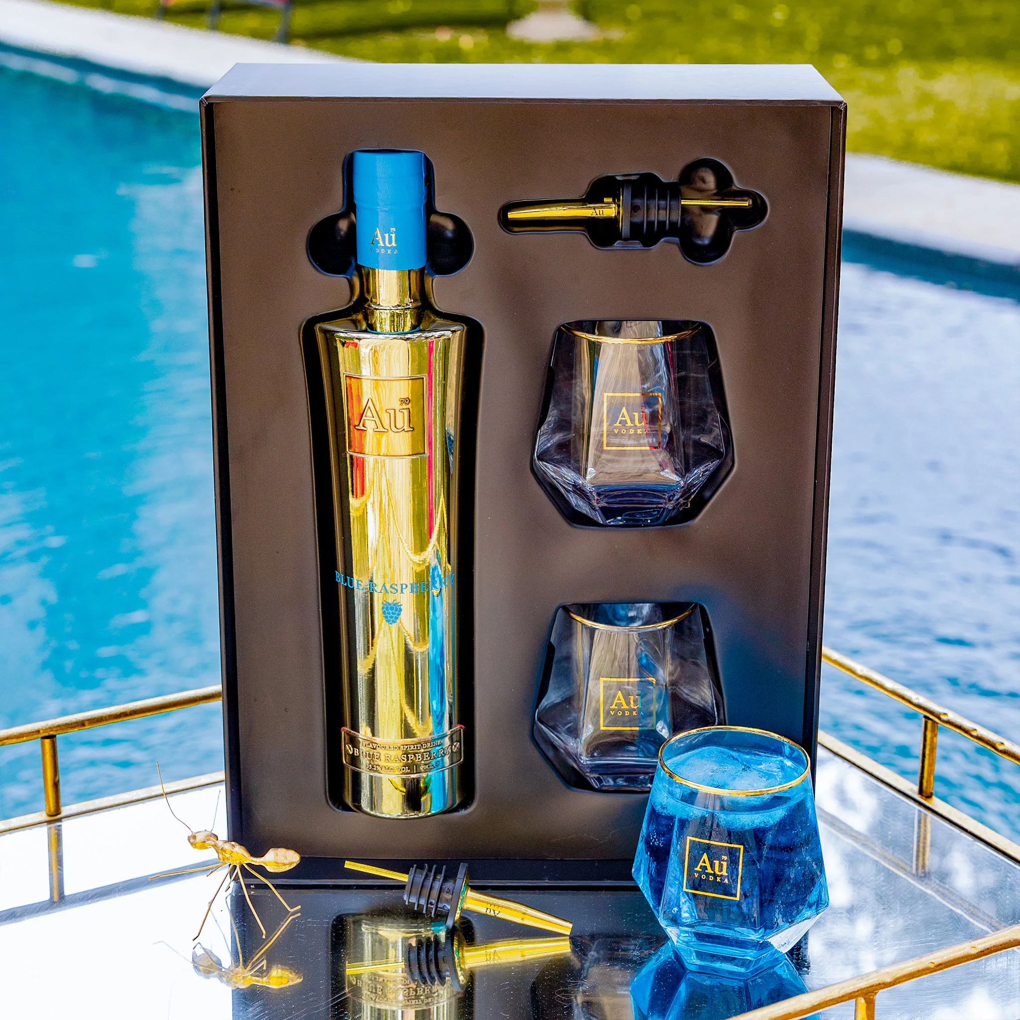 Au Vodka Gift Pack - Image 12